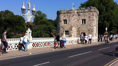 Lendal Bridge without vehicles