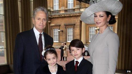 Michael Douglas, Carys Douglas, Dylan Douglas and Catherine Zeta Jones in 2001