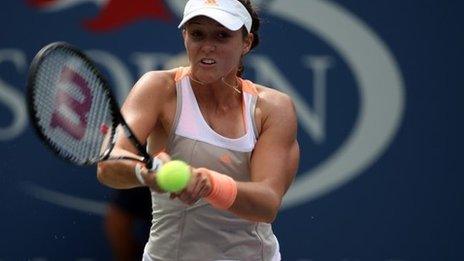 Laura Robson in action against Li Na