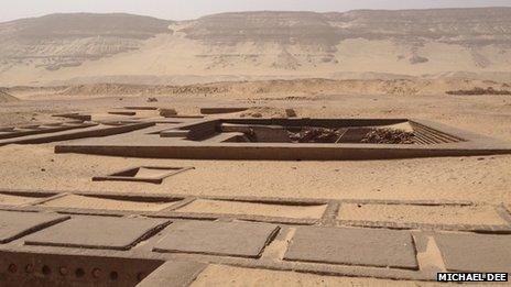 Tombs where the First Dynasty kings of Egypt are buried (Michael Dee)