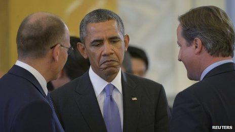 US President Barack Obama speaks with Italian Prime Minister Enrico Letta and British Prime Minister David Cameron at the G20 Summit in St. Petersburg on 6 September 2013