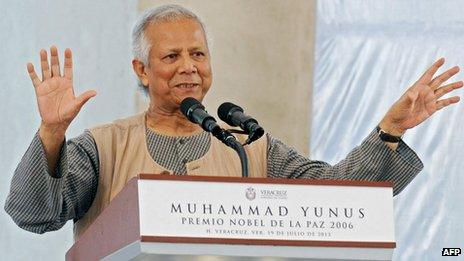 Bangladeshi 2006 Nobel Peace Prize winner and microcredit pioneer Muhammad Yunus delivers a lecture in Mexico (19 July 2013)