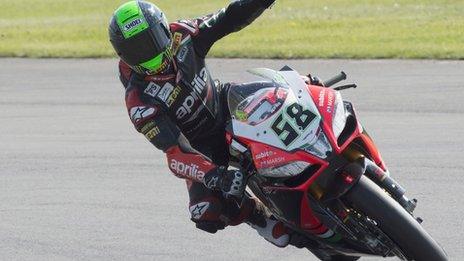 Eugene Laverty rides for Aprilia in World Superbikes