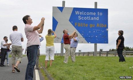 Welcome to Scotland sign