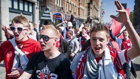 Ajax fans