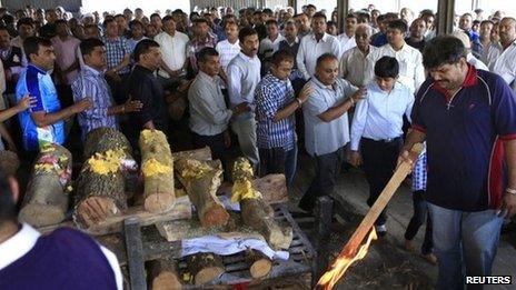 Nehal Vekaria's funeral cremation ceremony