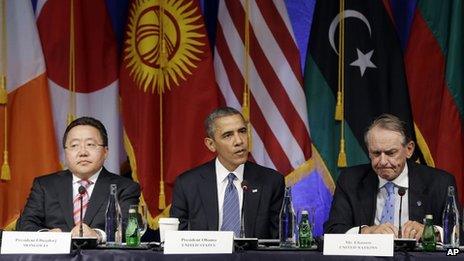 US President Barack Obama, Mongolia's President Tsakhiagiin Elbegdorj and Deputy Secretary-General of the United Nations Jan Eliasson appear at a roundtable event in New York on 23 September 2013