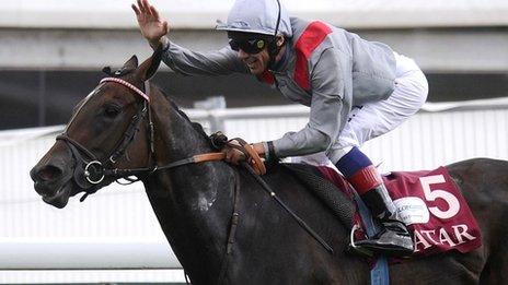 Frankie Dettori riding Treve in Paris last month