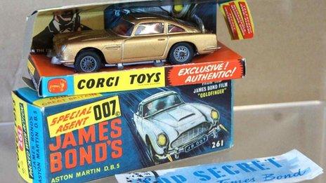 Toy car