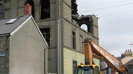 Tabernacle chapel being demolished