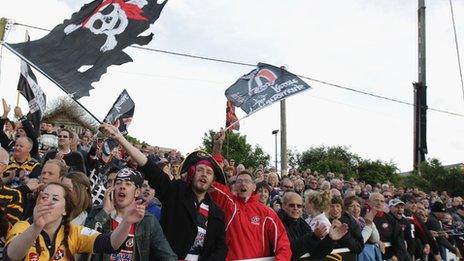 Cornish Pirates supporters