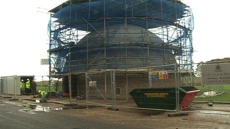 Work on Langham Dome