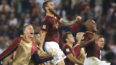 Roma v Napoli