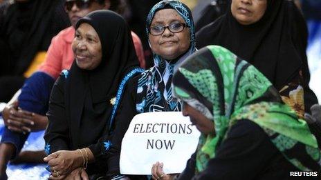 Supporters of opposition leader Mohamed Nasheed in Male. Photo: 19 October 2013