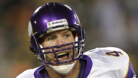 Minnesota Vikings quarterback Brett Favre, seen in his football uniform on 1 November 2009