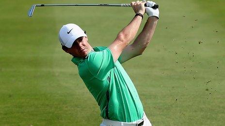 Rory McIlroy beats Tiger Woods by one shot in exhibition match