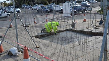 Foundation for WW2 Allied airmen memorial being laid