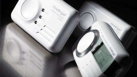 A current carbon monoxide alarm