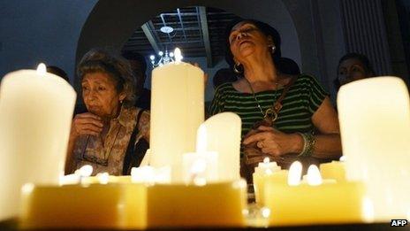 Worshippers in a Caracas church