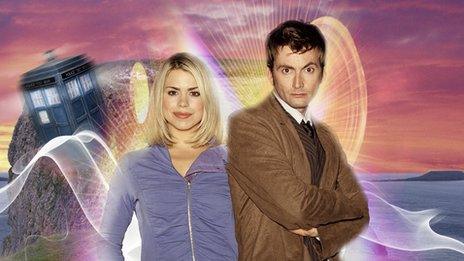 David Tennant and Billie Piper as the Doctor and Rose