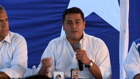 The National Party candidate for president, Juan Orlando.