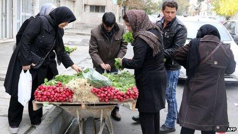 Vegetable stall in Tehran (24/11/13)