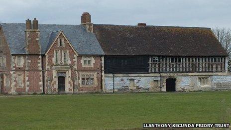 Llanthony Secunda Priory