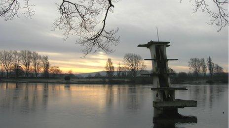 Coate Water Diving Platform