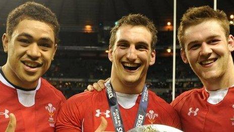Toby Faletau, Sam Warburton and Dan Lydiate celebrate Wales' 2013 Six Nations title