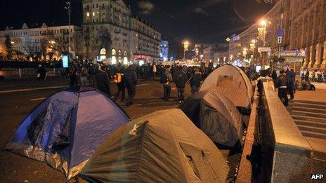 Independence Square in Kiev, 2 December