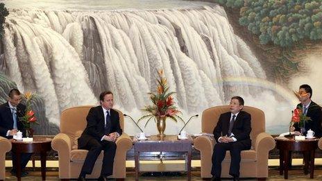 David Cameron meets Shanghai's mayor Yang Xiong