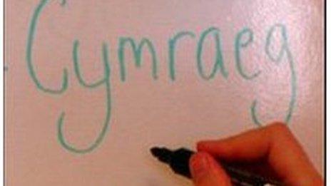 Ysgrifennu Cymraeg