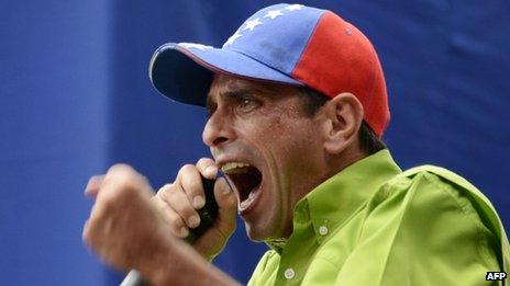 Venezuelan opposition leader Henrique Capriles speaks in Caracas on 23 November, 2013