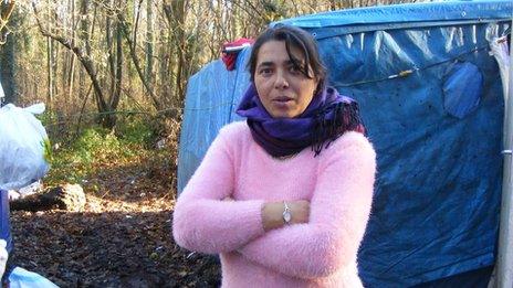 Dorina, 38, Roma camp dweller in Champs-sur-Marne