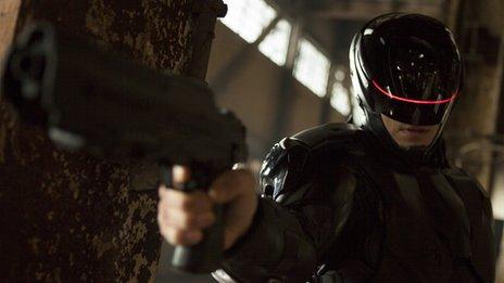 Joel Kinnaman in Robocop