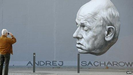 Mural of Andrei Sakharov in Berlin