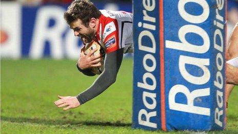 Jared Payne goes over for his try against Zebre