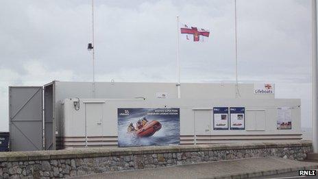 The finished temporary lifeboat station