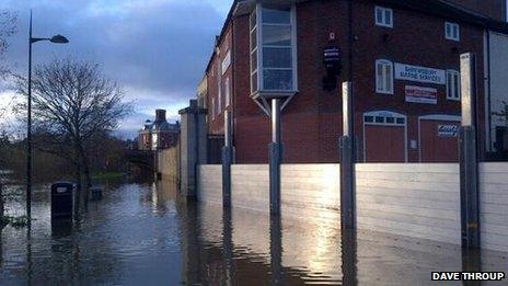 Frankwell flood defences