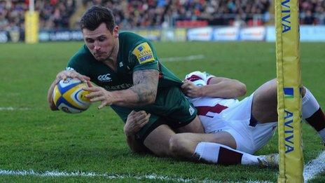 Alex Thompstone holds off Charlie Ingall to score Leicester's second try