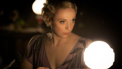 Amanda Abbington