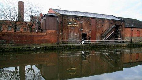 Wigan Pier night club