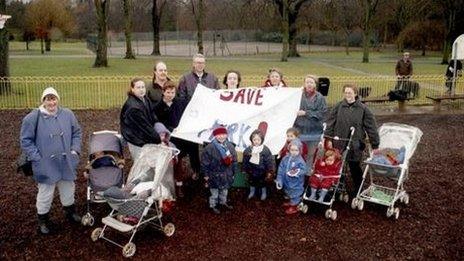 Cotteridge Park protesters january 2014