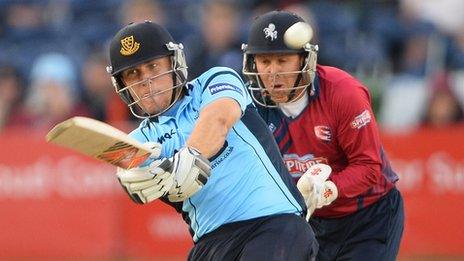 Sussex's Rory Hamilton-Brown and Kent's Mark Davies