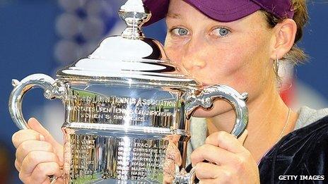 Sam Stosur holds the US Open trophy in 2011