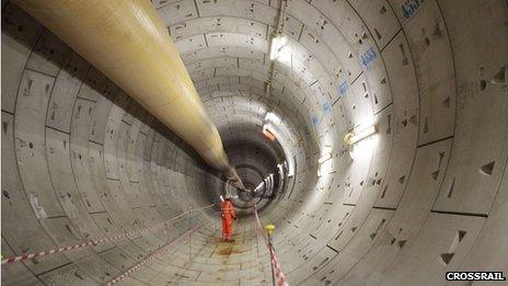 Crossrail unveils its first completed tunnel