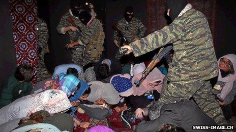 Participants in Refugee Run