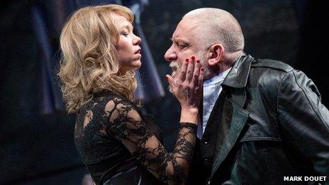 Anna Maxwell Martin and Simon Russell Beale in King Lear