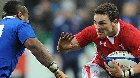 George North takes on Mathieu Bastareaud in 2013