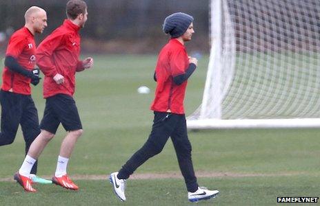 Louis Tomlinson with Doncaster Rovers players